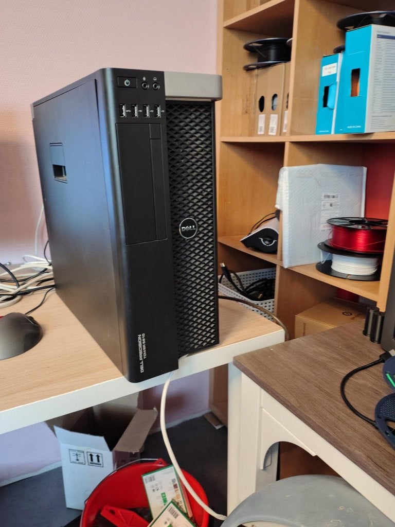 Dell Precision T5810 Workstation met Monitor en Toetsenbord, Ophalen, HDD, 32 GB, Intel Xeon E5-1620 v3