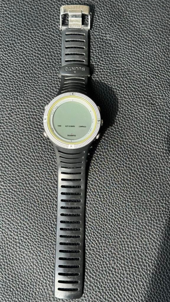 Suunto Core sporthorloge met hoogtemeter en kompas, Zwart, Ophalen of Verzenden, Zo goed als nieuw, Hoogte