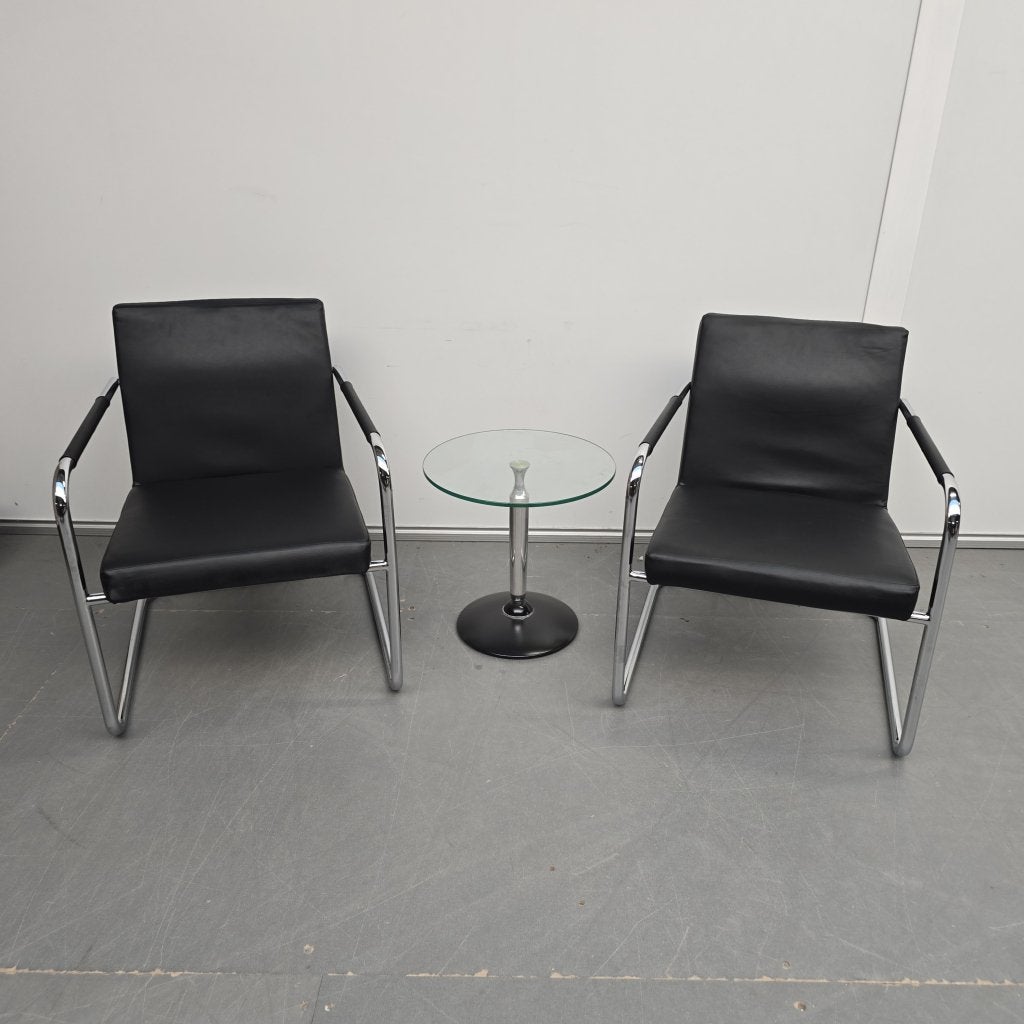 Wachtkamerset 2x zwarte fauteuil + glas bijzettafel, Niet ingevuld, Gebruikt, Niet ingevuld, Niet ingevuld