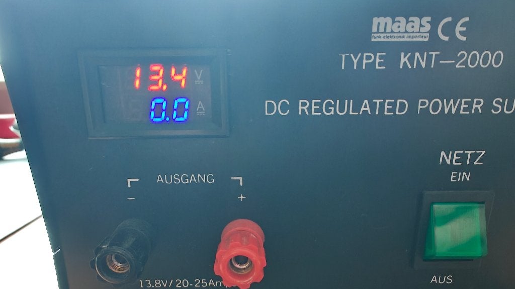 13.8V power supply, Ophalen of Verzenden, Zo goed als nieuw, Zender en Ontvanger