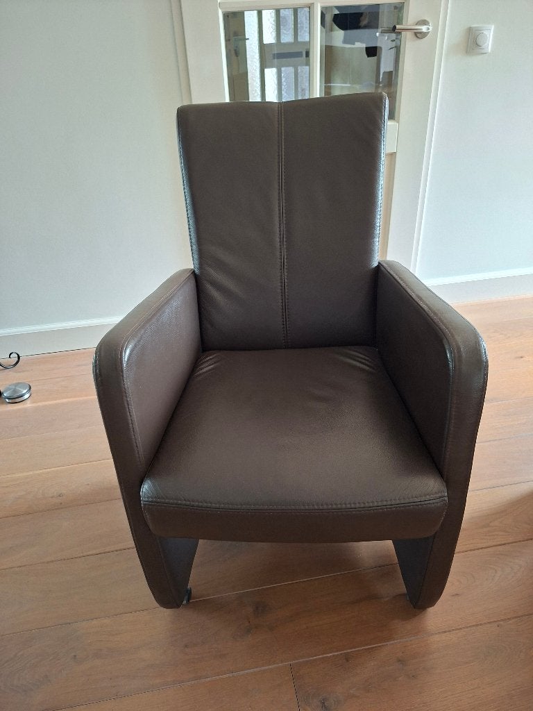 6 leren stoelen, donkerbruin €10,00 per stuk, Ophalen, Gebruikt, Bruin, Leer