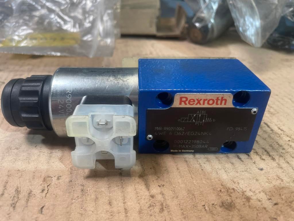 Rexroth 4WE 6 D62/EG24NK4 Hydraulische Richtingsventiel, Ophalen, Zo goed als nieuw