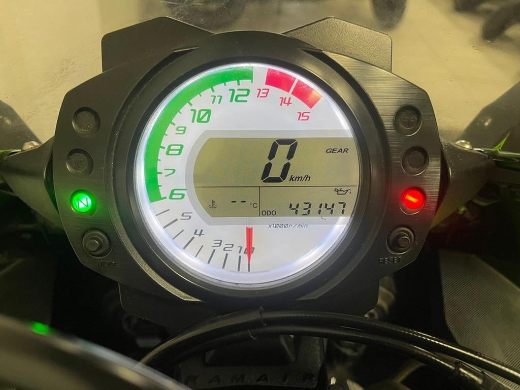 Kawasaki ZX 10R NINJA LEASE VOORDELIG!, Motoren, Kawasaki, 4 cilinders, Motorrijbewijs A, Bedrijf