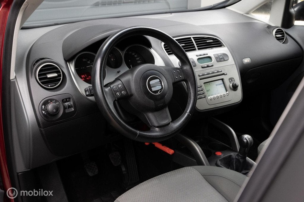 Seat Altea 1.6 Stylance CLIMA CRUISE NWE APK, 1295 kg, 4 cilinders, Multifunctioneel stuurwiel, Euro 4