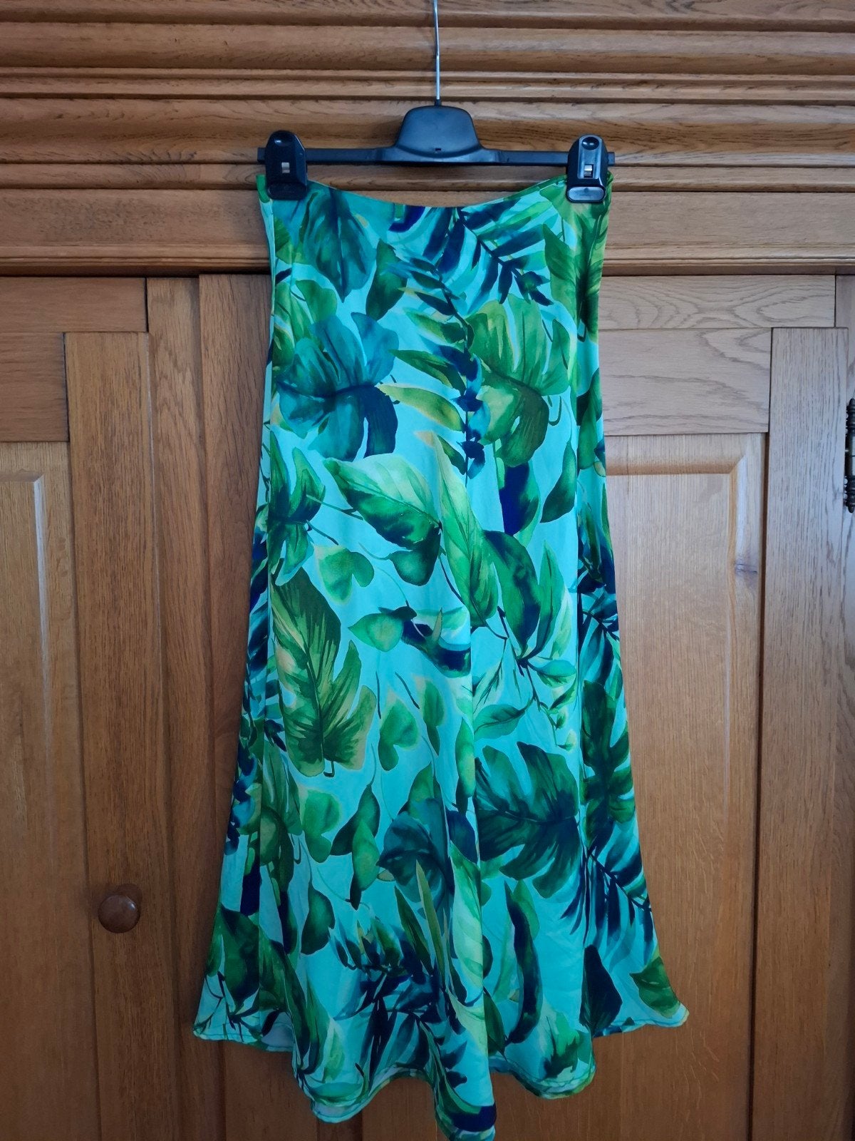 Lange klok rok, Zara, mt.M, Kleding | Dames, Rokken, Ophalen of Verzenden, Zo goed als nieuw, Groen, Onder de knie