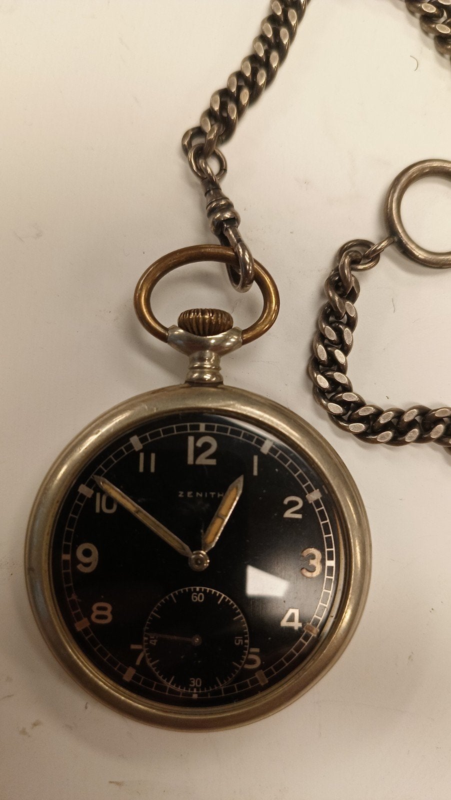 Vintage Zenit Zakhorloge met Ketting - Zwart Wijzerplaat, Zakhorloge, Staal, 1930 tot 1960, Met ketting