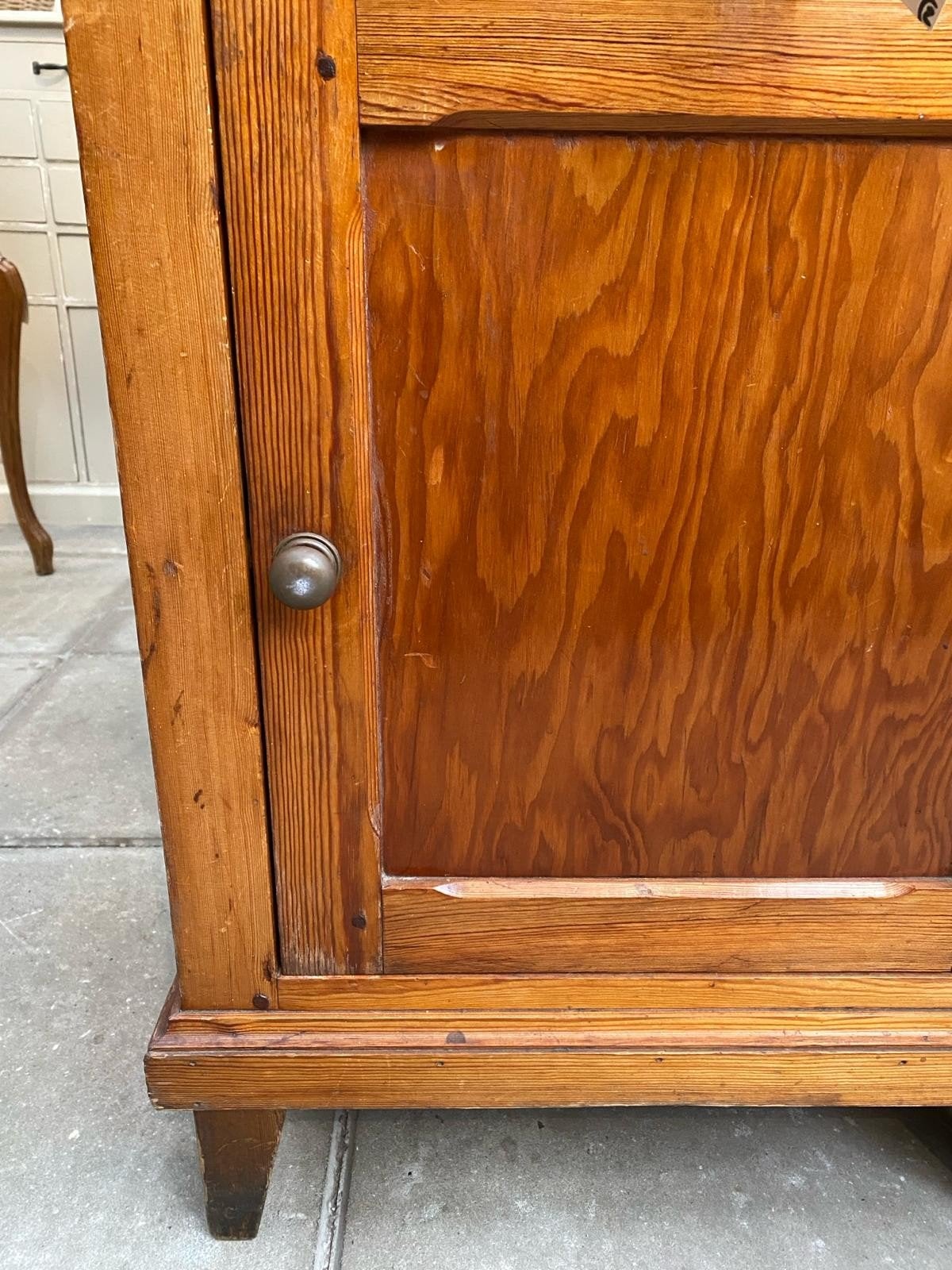 Klein brocante Frans kastje eendeurskastje, Ophalen