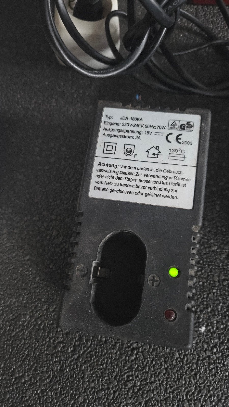 Acculader voor PowerPlus POW6108 / POWX019, Ophalen of Verzenden, Gebruikt