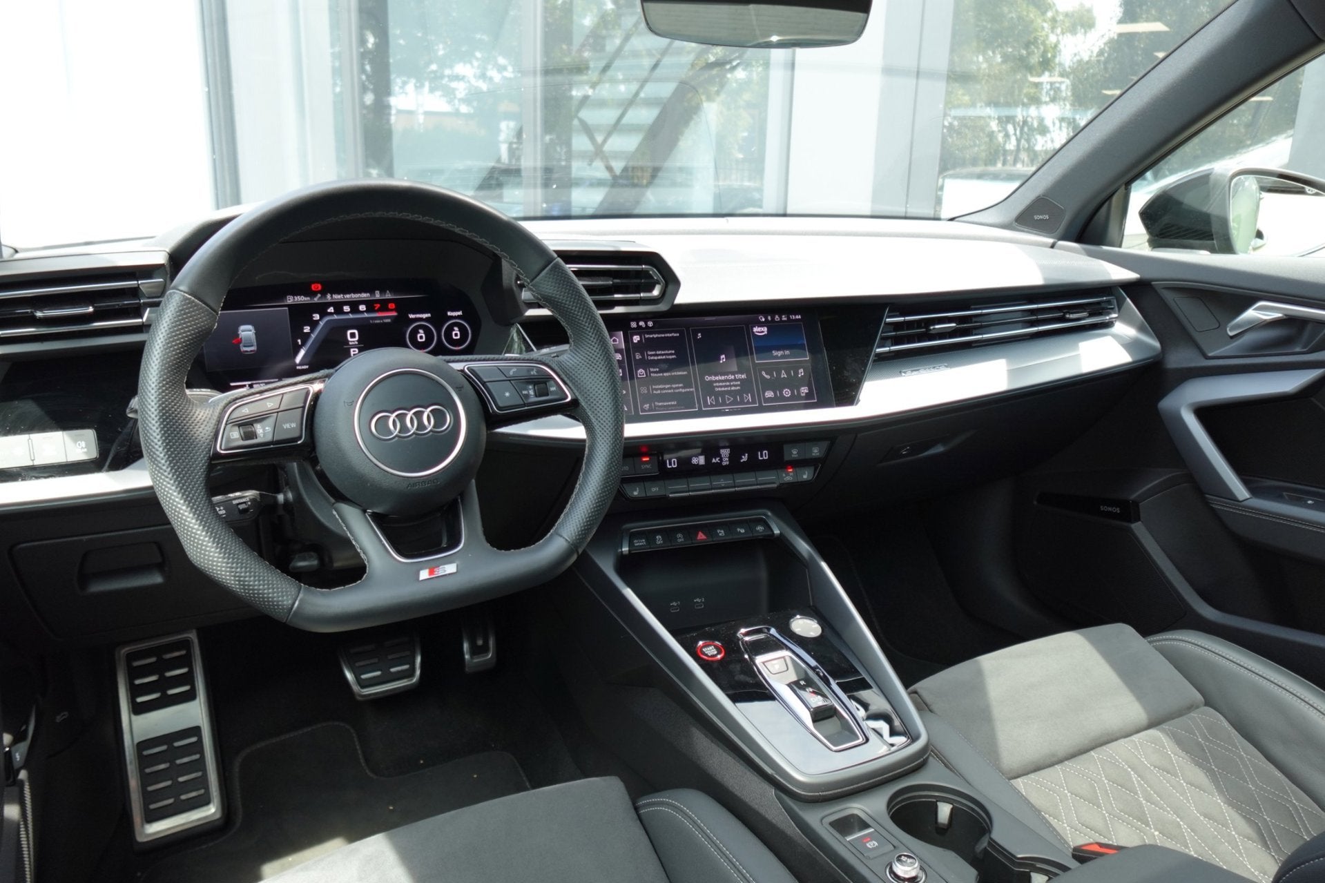 Audi S3 Limousine 2.0 TFSI S3 quattro PANO AKRA KEYLESS', Auto's, Audi, Automaat, S3, Gebruikt, Zwart