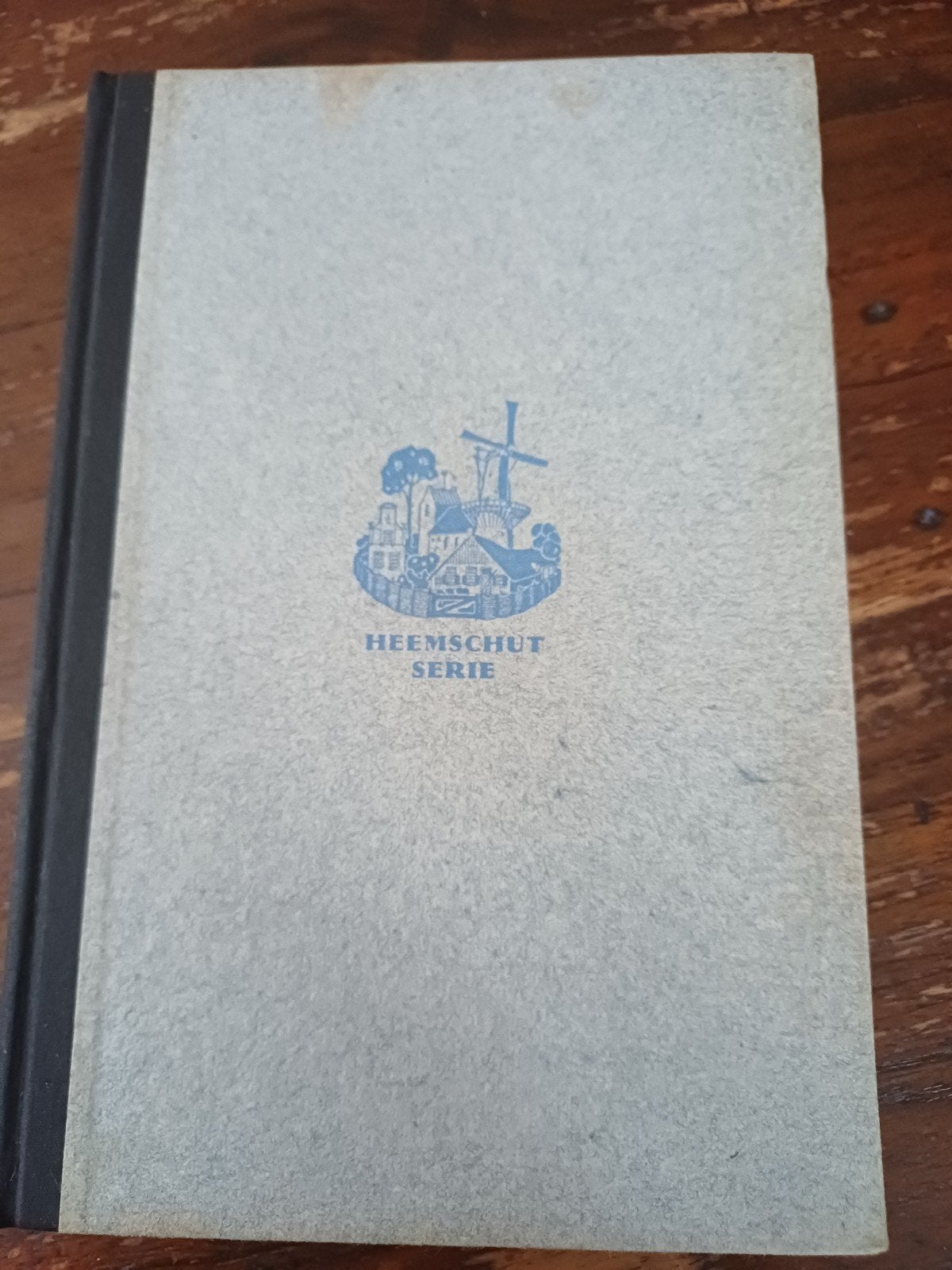 L19 Oude Nederlandse Majolica, Delftsch Aardewerk en Tegels, Boeken, Ophalen of Verzenden, Gelezen, Overige onderwerpen, Dr. Elisabeth Neurdenburg