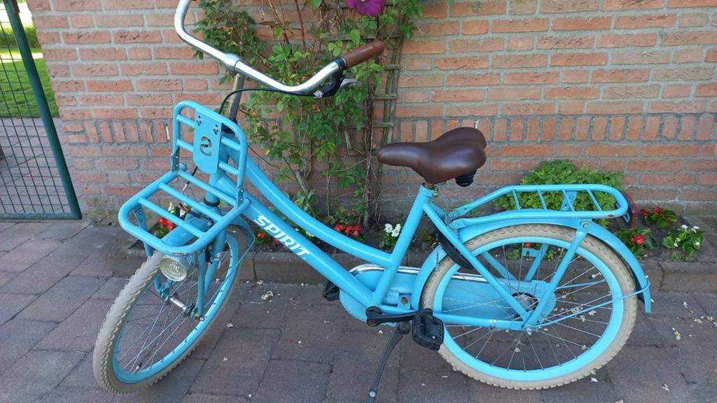 Mooie 22 inch Spirit meisjesfiets, Ophalen, Zo goed als nieuw, 22 inch