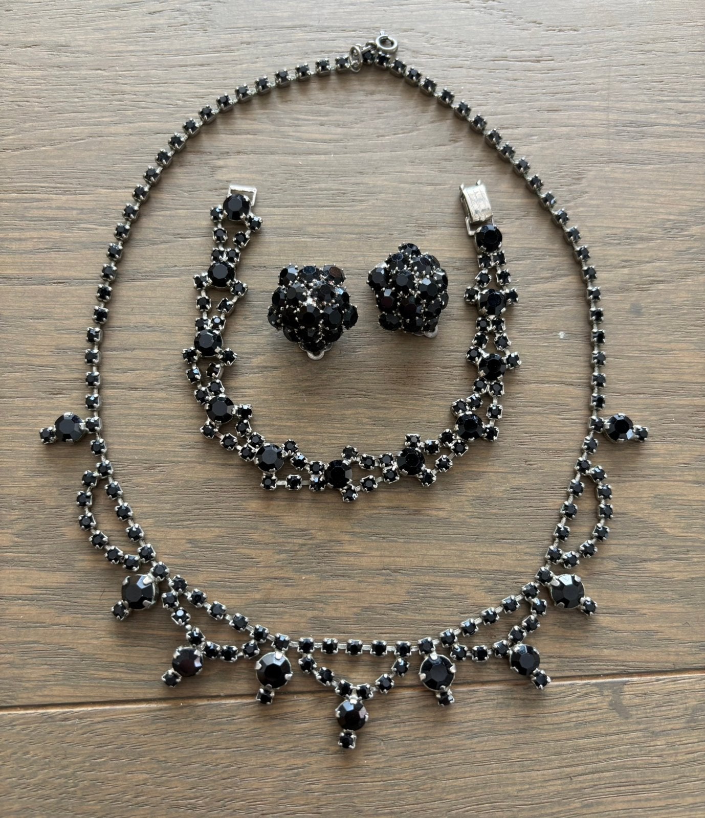 Zwarte vintage strass sieradenset, Overige materialen, Zwart, Ophalen of Verzenden, Zo goed als nieuw