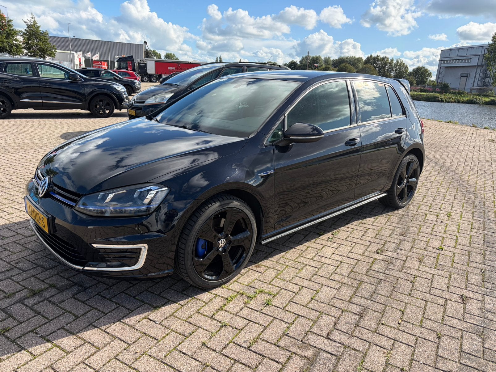 Volkswagen Golf 1.4 TSI Phev 280pk 5D DSG 2015 Zwart stage 1, Auto's, Zwart, 1395 cc, 1499 kg, Geïmporteerd