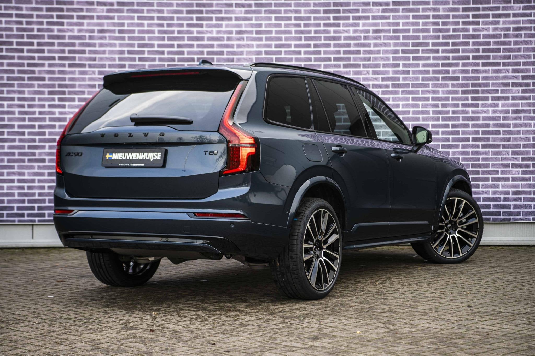 Volvo XC90 2.0 T8 Plug-in hybrid AWD Ultra Black Ed. Exec. |, 12 maanden, Gebruikt, Euro 6, 4 cilinders
