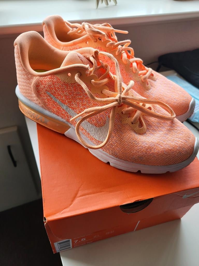 Nike Air Max Sequent 2 Dames Sneakers - Oranje maat 38.5, Sportschoenen, Oranje, Ophalen of Verzenden, Zo goed als nieuw
