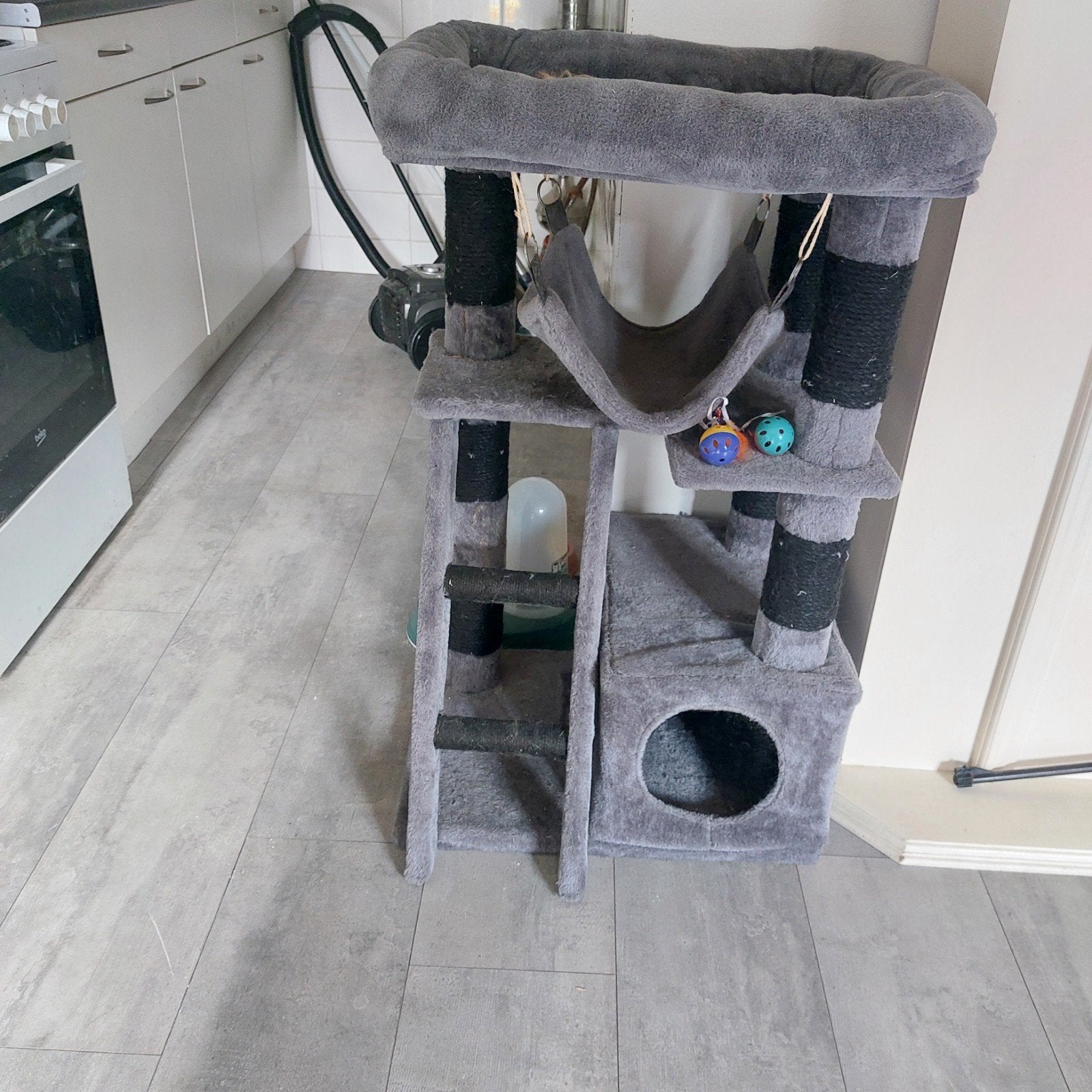 Gratis  Compleet kattenhuis, Ophalen of Verzenden, Krabpaal