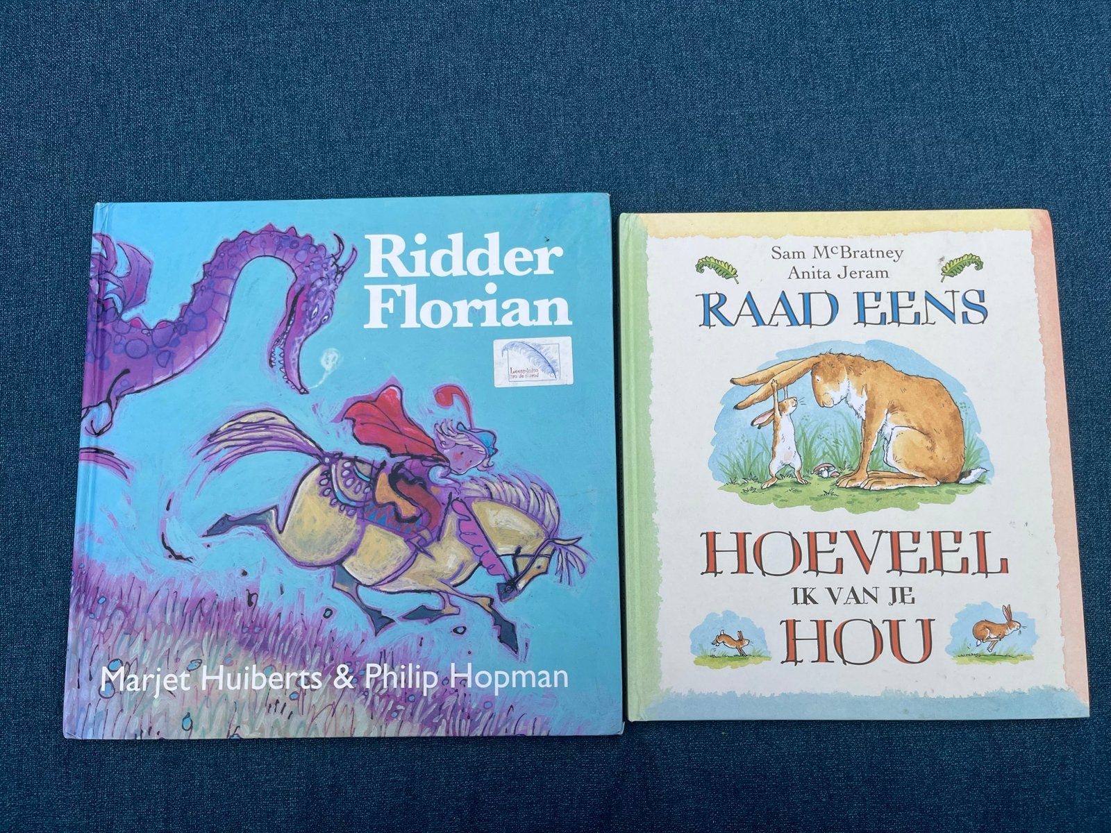2 kinderboeken: Raad Eens Hoeveel Ik Van Je Hou & Ridder Flo, Ophalen of Verzenden, Gelezen, Fictie algemeen