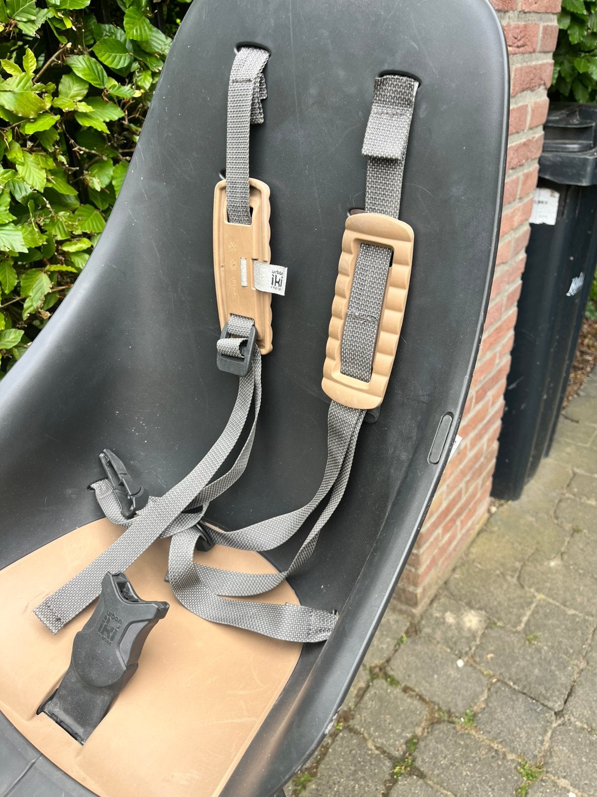 Urban iki fiets stoeltje antraciet, achterzitje, Ophalen, Zo goed als nieuw, Voetsteuntjes
