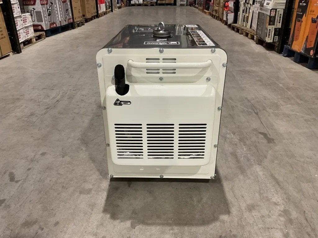 aggregaat/generator Diesel 8500w 10,5kva gratis bezorging, Doe-het-zelf en Verbouw, Nieuw, Ophalen of Verzenden, 10 tot 30 kVA