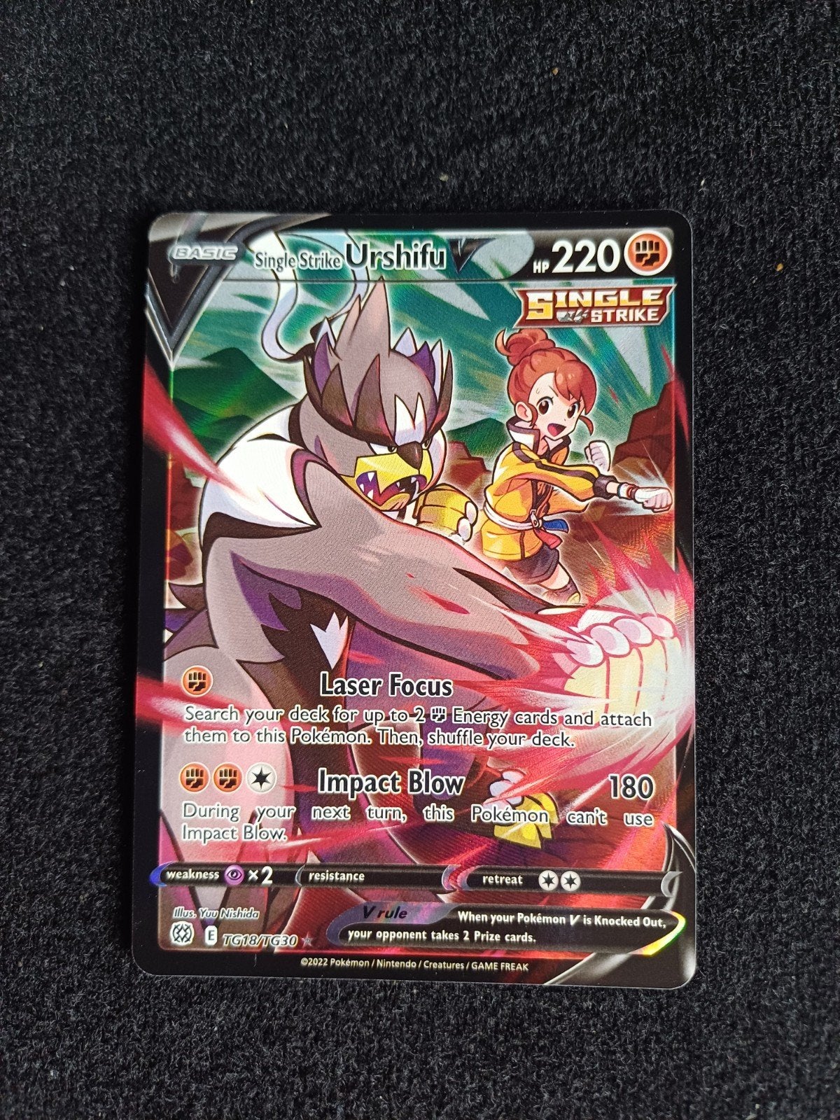 Pokémon Single Strike Urshifu- TG18/TG30, Ophalen of Verzenden, Losse kaart