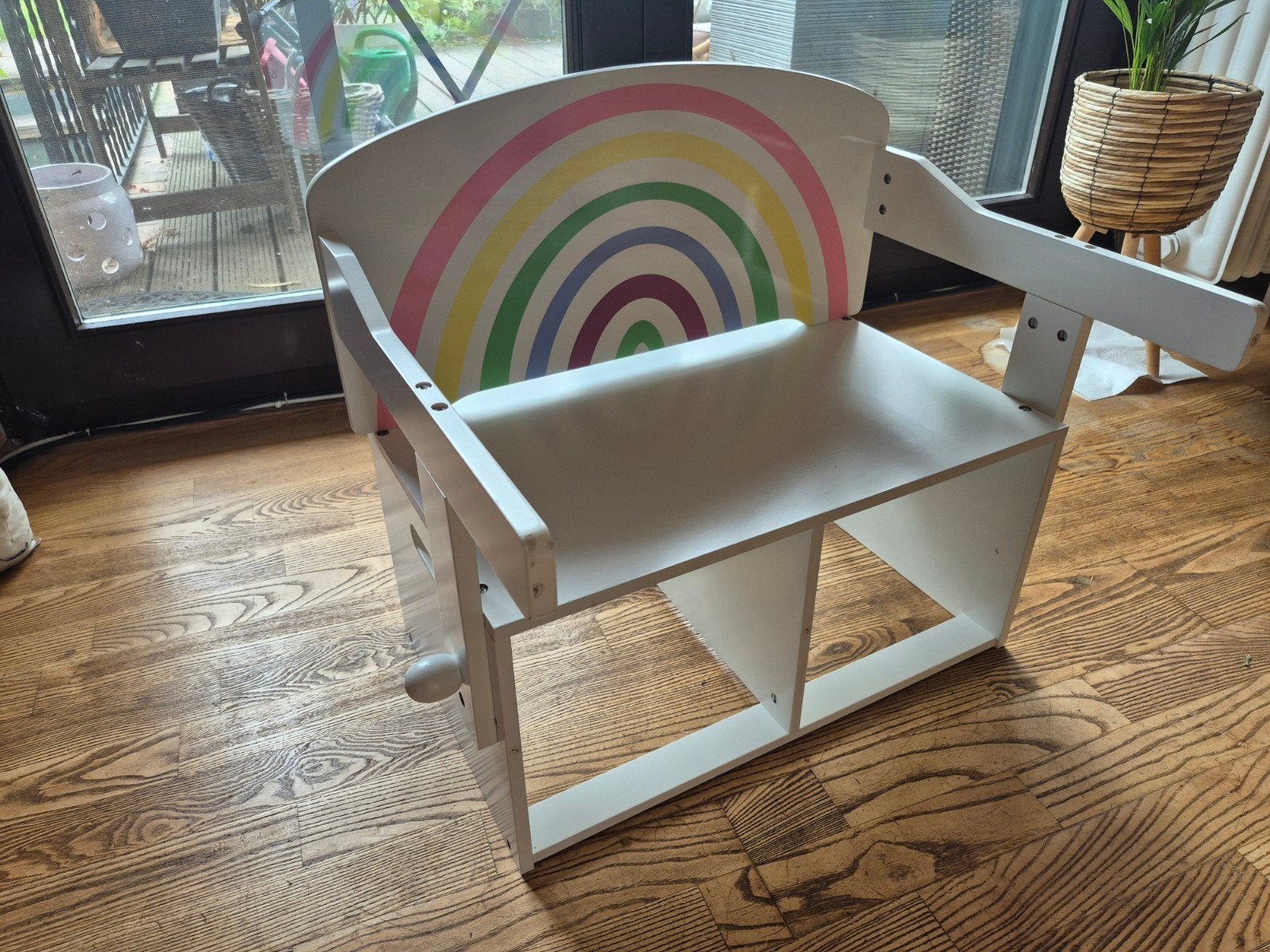 Kinder bankje / schrijftafel met regenboogprint, Ophalen