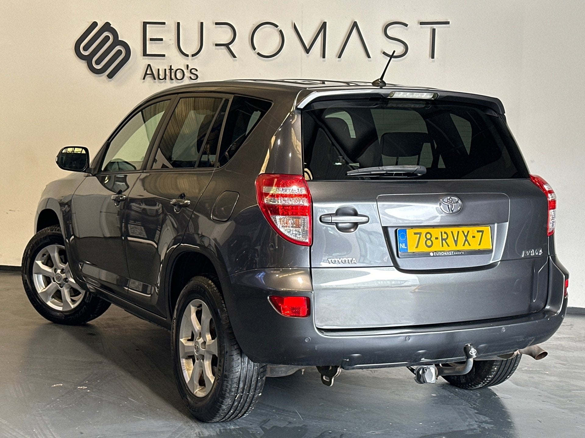 Toyota RAV4 2.0 VVTi Dynamic 2WD 1ste Eigenaar | Airco | Tre, Euro 5, Gebruikt, 2000 kg, Origineel Nederlands