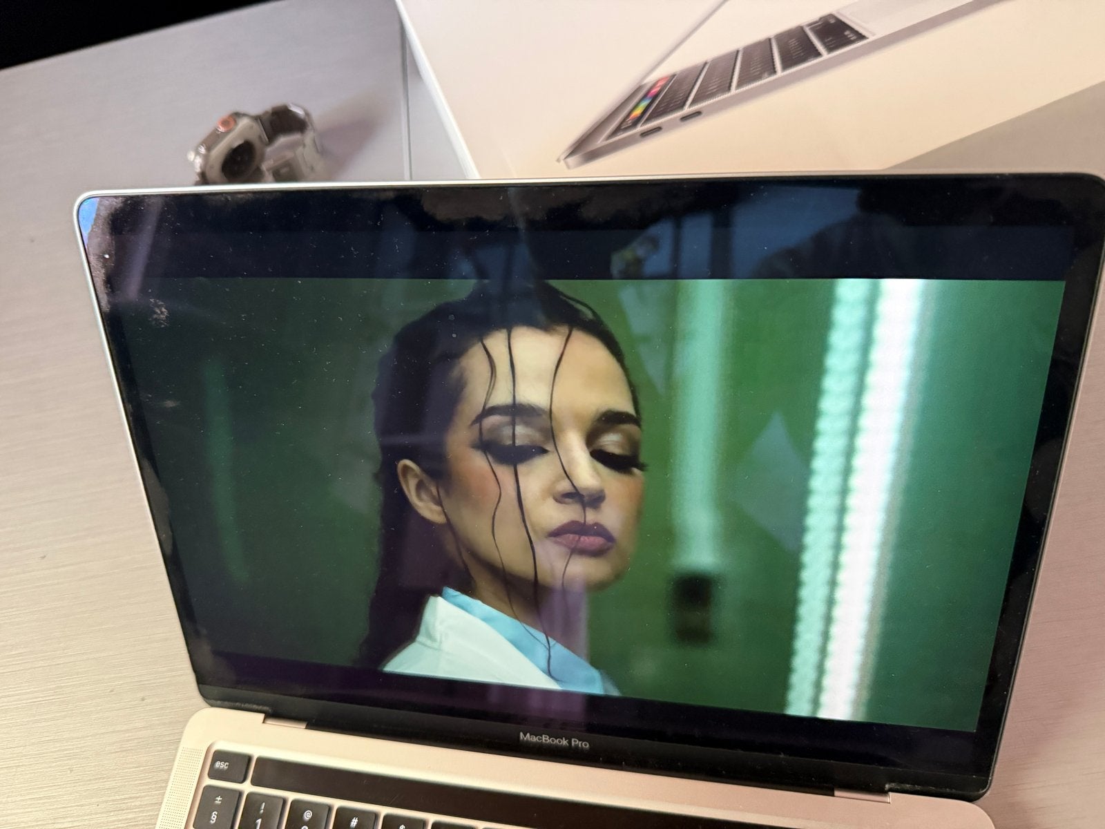 MacBook Pro 13-inch (2020) - 1.4 GHz i5, 8GB RAM, 256GB SSD, Computers en Software, Apple Macbooks, MacBook Pro, 256 GB, Qwerty