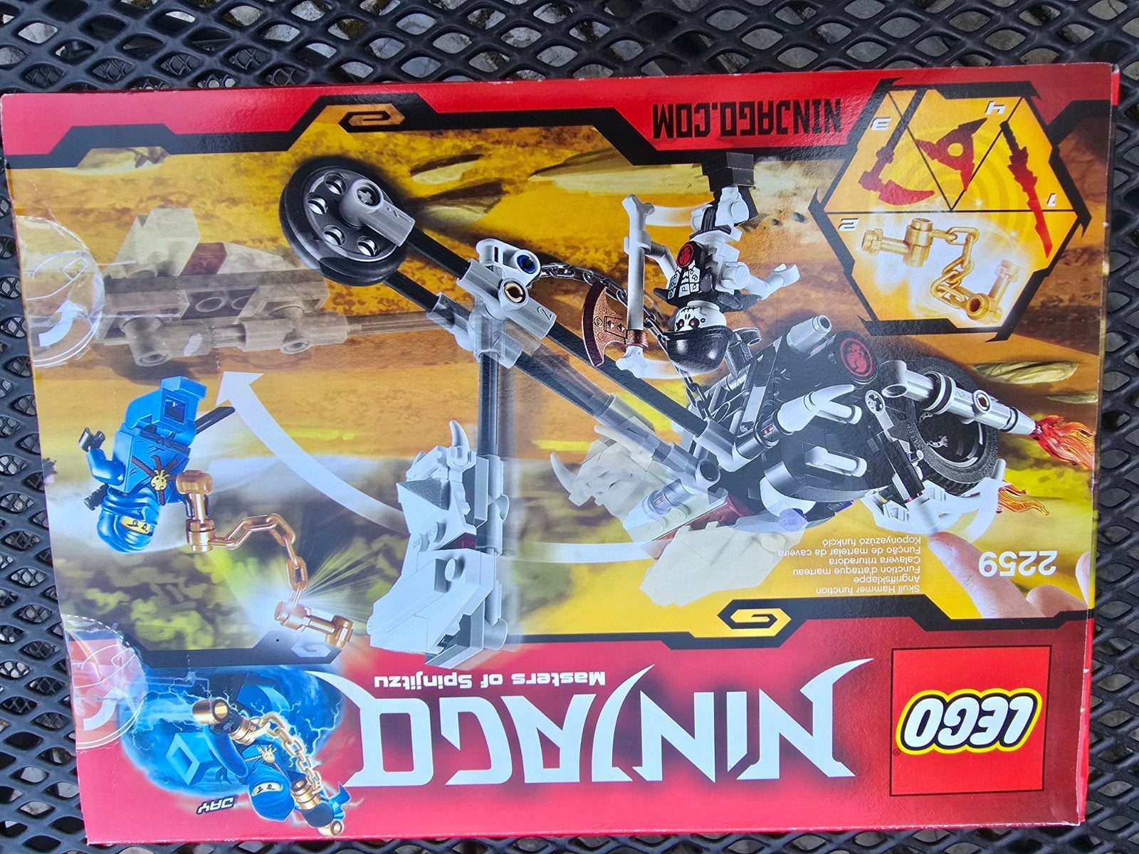 LEGO Ninjago 2259 Skull Motorbike - Masters of Spinjitzu, Gebruikt, Lego, Ophalen of Verzenden, Inclusief minifiguren