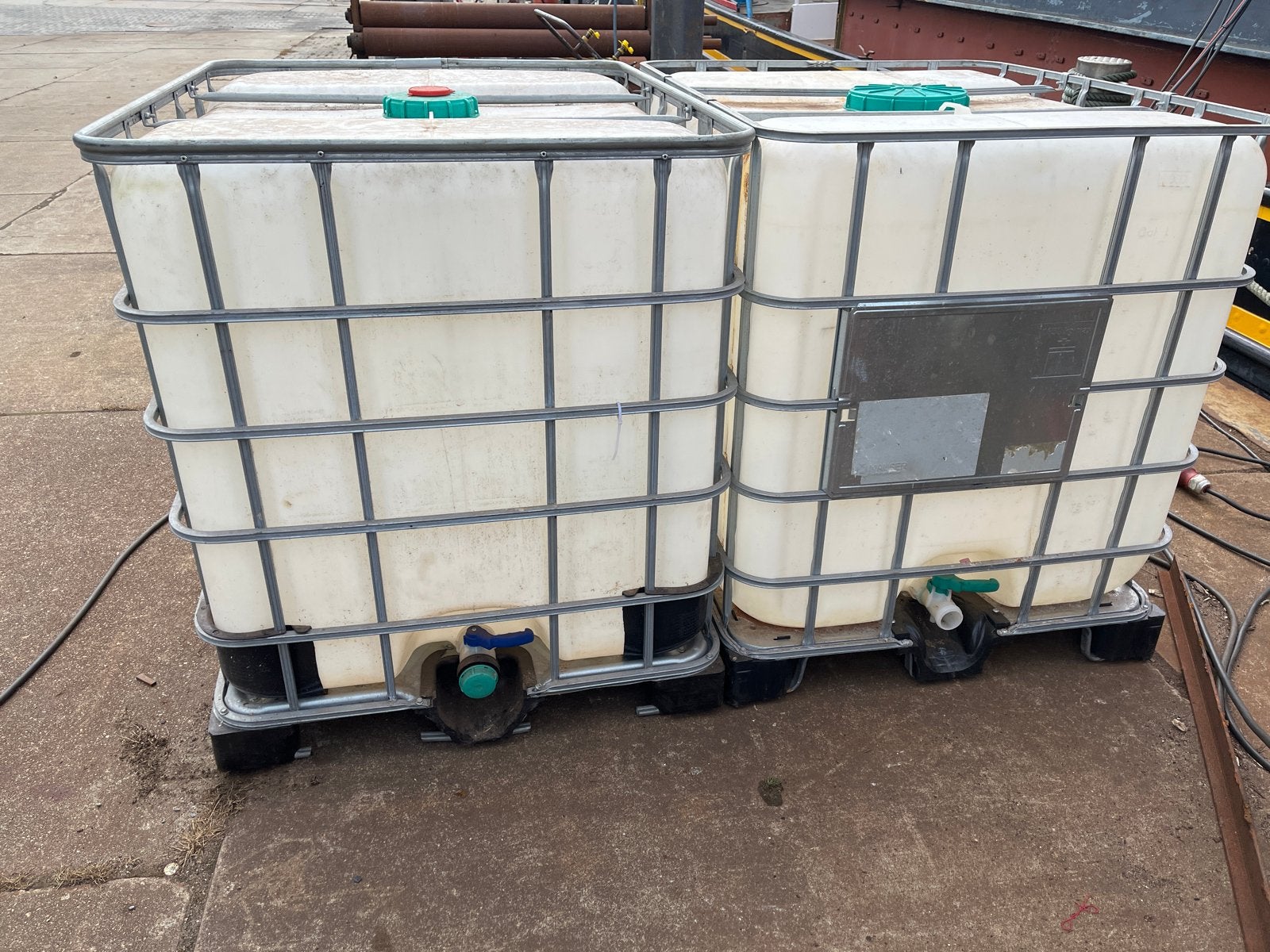 2x 1000L Watertank Watercube - Drinkwater (zelf ophalen), Ophalen, Gebruikt