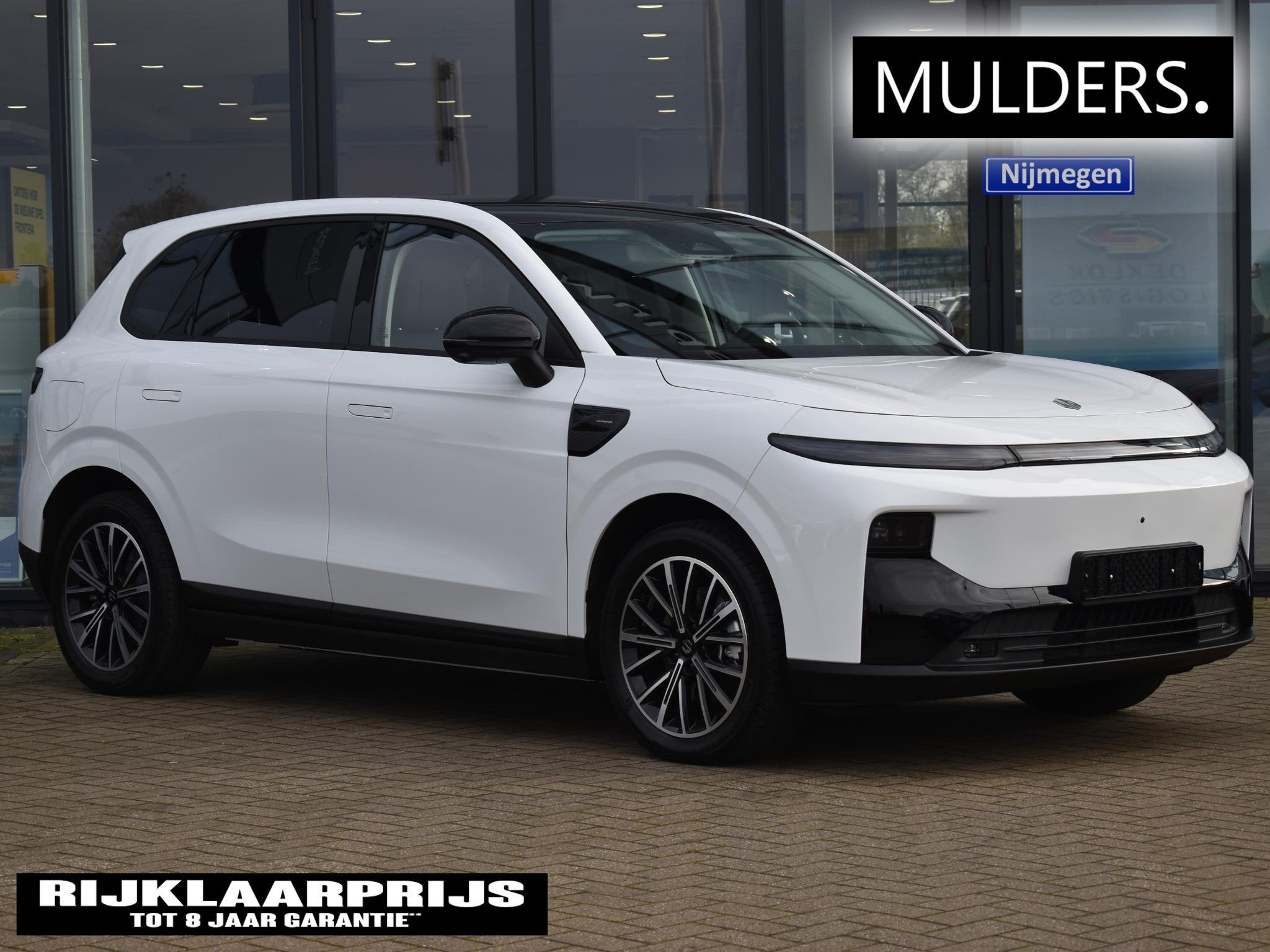 Leapmotor B10 Design ProMax 67.1 kWh VOORRAAD KORTING, Auto's, 12 maanden, Achterwielaandrijving, Automatische klimaatregeling