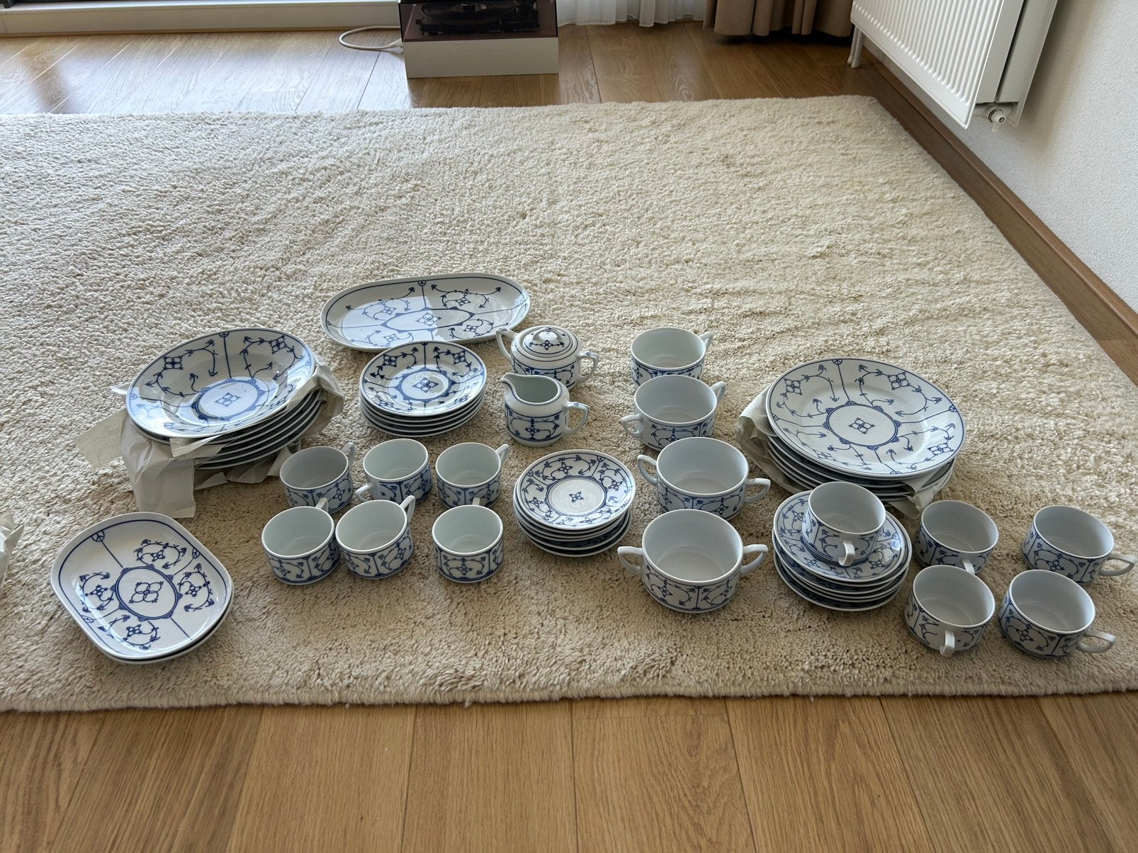 Jäger Eisenberg servies, Antiek en Kunst, Ophalen