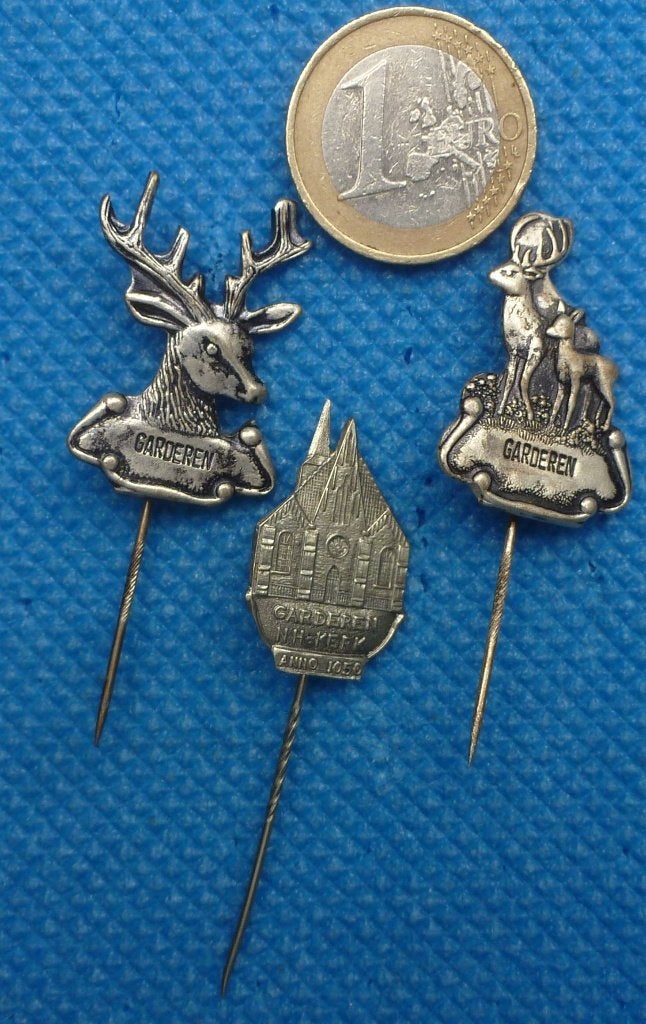 3x toeristische Speldjes GARDEREN veluwe (12), Ophalen of Verzenden, Zo goed als nieuw, Stad of Land, Speldje of Pin