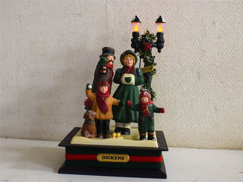 Kersttafereel van Holiday Creations 52216, Ophalen of Verzenden, Gebruikt