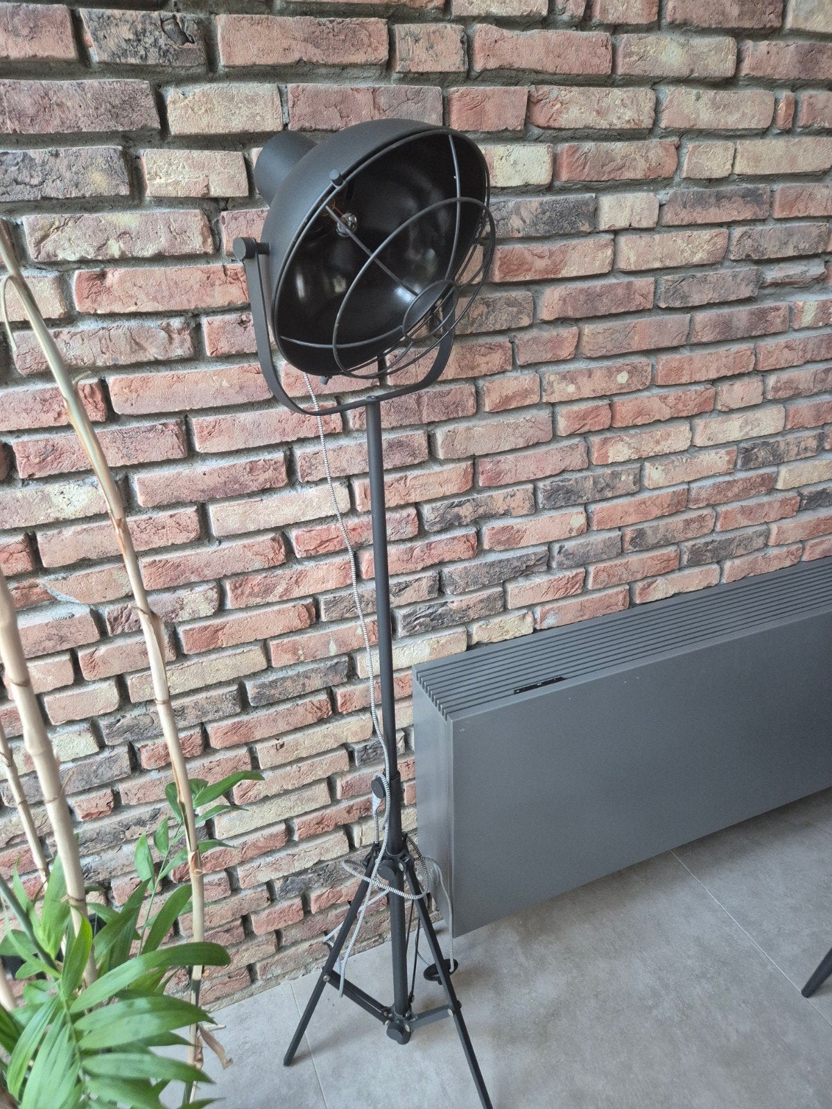 Staande lamp industrieel zwart, Huis en Inrichting, Lampen | Vloerlampen, Ophalen, Zo goed als nieuw, 150 tot 200 cm