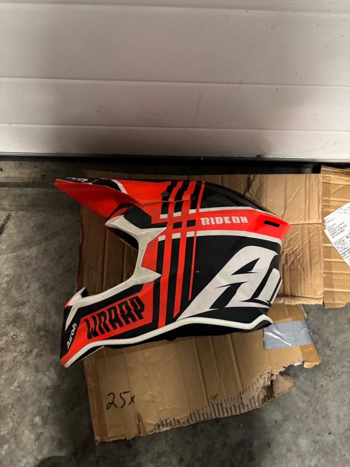 Airoh Crosshelm - Maat S - Zwart/Oranje, Motorcrosskleding, Heren, Kyano.hkm@icloud.com, Ophalen of Verzenden