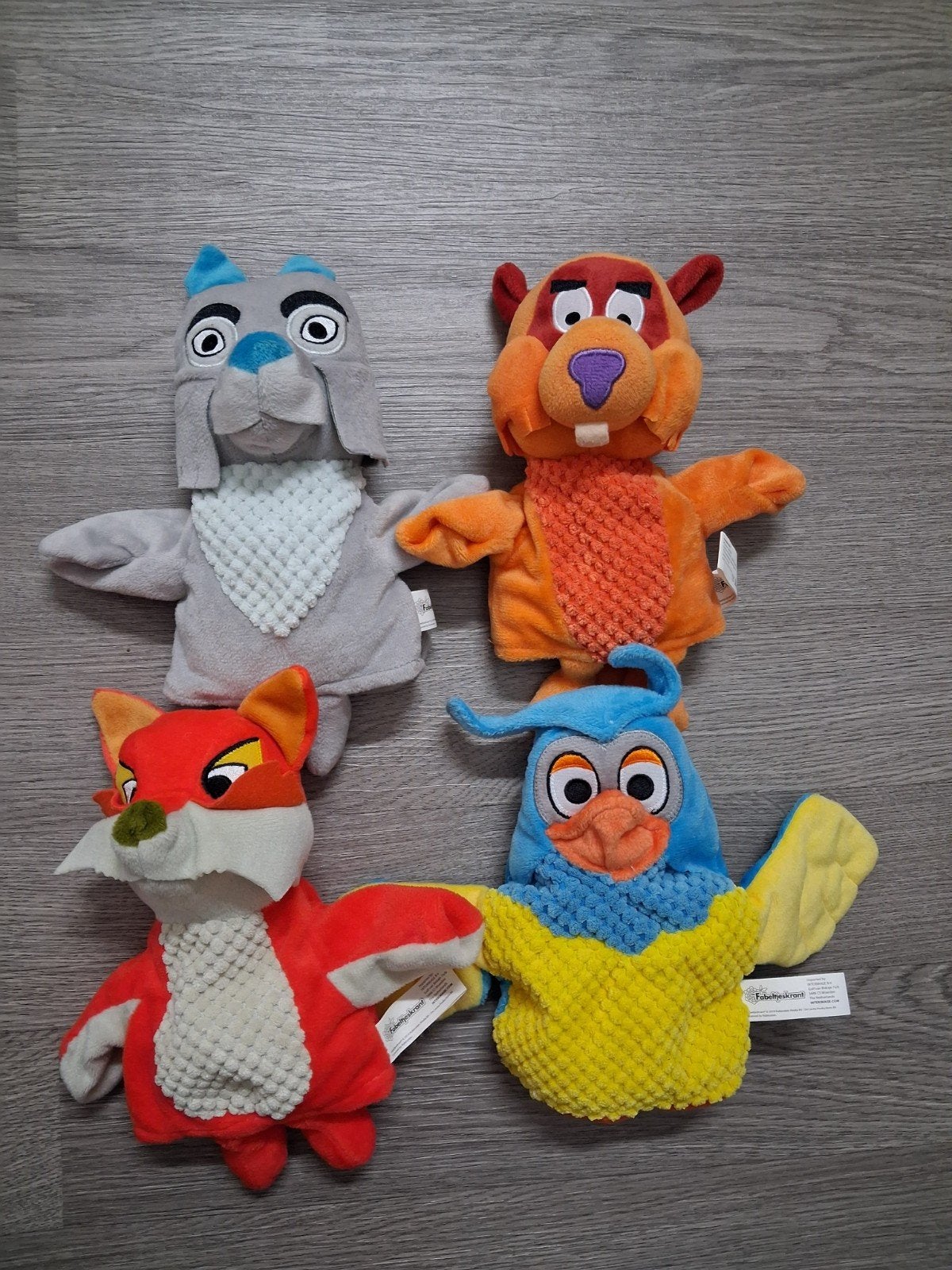 Knuffels vier handpoppen Fabeltjeskrant uil vos L1932, Ophalen of Verzenden, Zo goed als nieuw, Overige typen