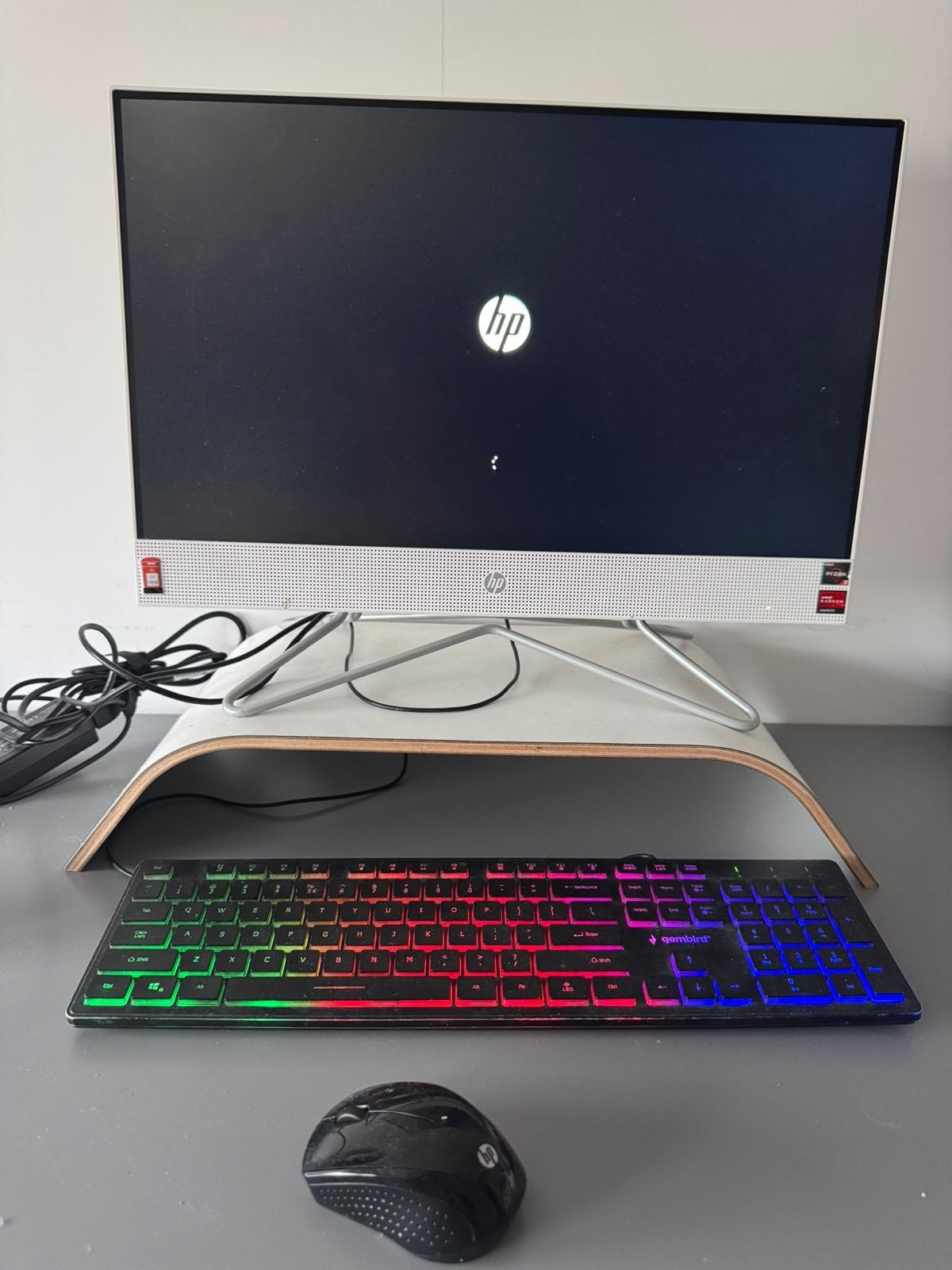 HP 22-df0002nd All-in-One Desktop PC - 500GB Opslag, Computers en Software, Ophalen, Gebruikt, HDD, Met monitor