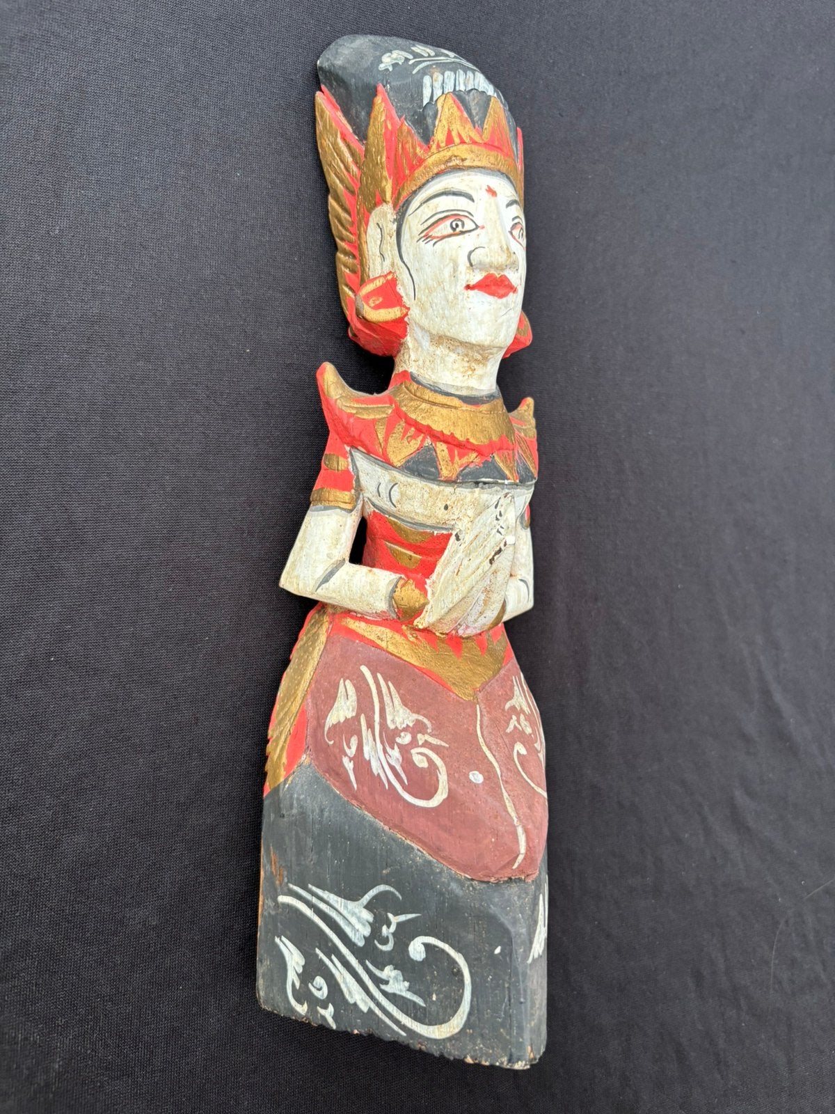 Uitgesneden houten polychrome vrouwenfiguur, Bali, Indonesië, Antiek en Kunst, Kunst | Niet-Westerse kunst, Ophalen of Verzenden