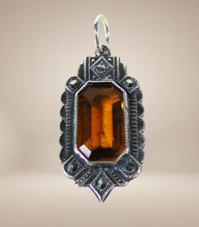 Antieke 800 zilver ART DECO markasiet amberglas hanger!, Overige voorstellingen, Verzenden, Zo goed als nieuw, X