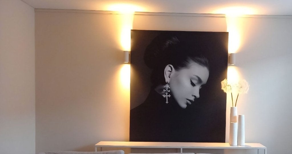 Artframe wisseldoek Elegant beauty earrings 135x160 cm, Geluiddempend, Schilderij, Meerkleurig, Textiel