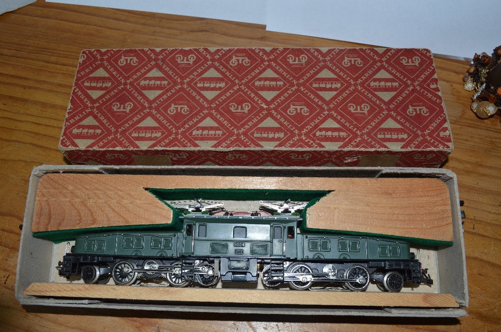 Märklin CCS800 zeer mooi in rode doos 3015, Hobby en Vrije tijd, Modeltreinen | H0, Wisselstroom, Gebruikt, Locomotief, Ophalen of Verzenden