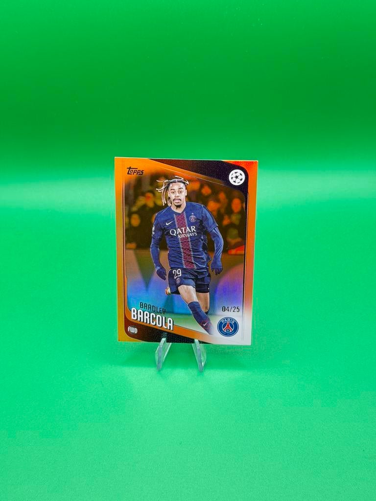 Topps UCL Bradley Barcola /25 Orange PSG Paris Saint Germain, Hobby en Vrije tijd, Stickers en Plaatjes, Ophalen of Verzenden