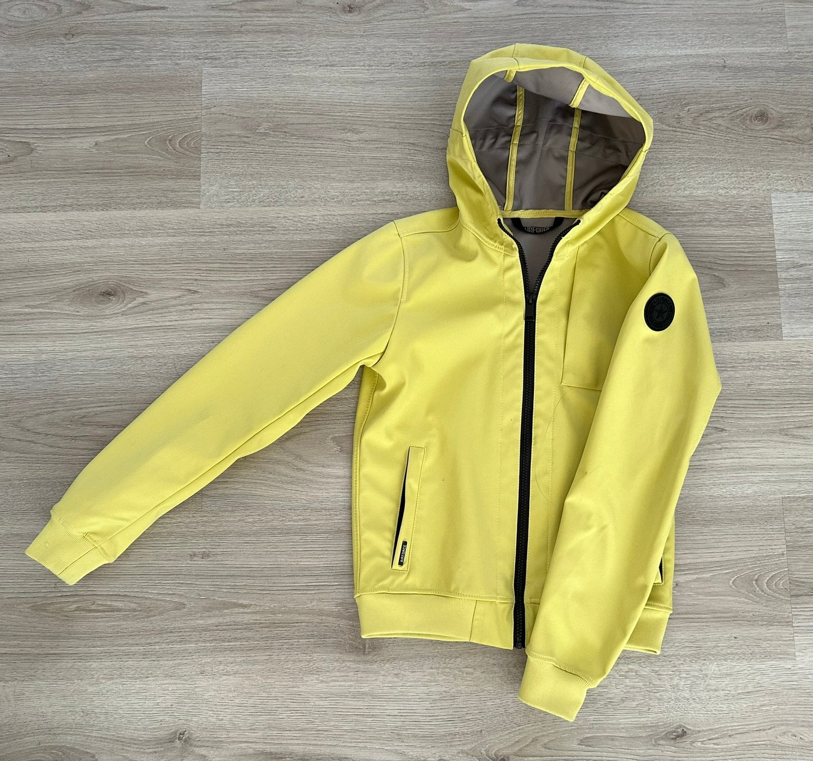 Softshell jas, jack van Airforce, 10 jaar (140?), Kinderen en Baby's, Ophalen of Verzenden, Gebruikt, Jongen of Meisje, Jas