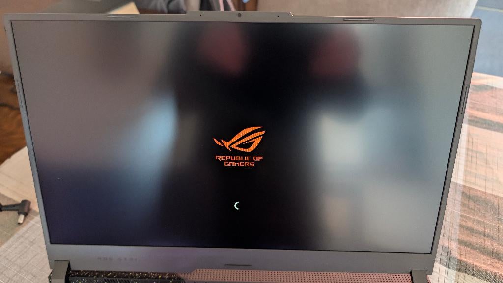 ASUS ROG Strix G17 G713PV-HX165W, Ophalen, Asus, Qwerty, AMD
