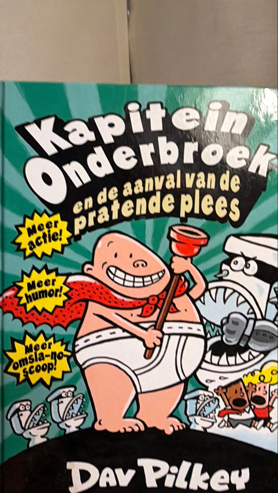 Kapitein Onderbroek en de aanval van de pratende plees, Ophalen of Verzenden, Zo goed als nieuw, Fictie algemeen