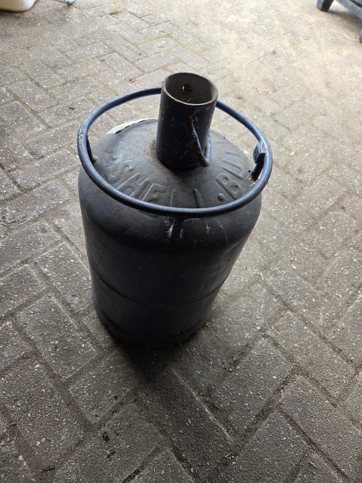 Volle Oude fles gas ( butaangas ), Ophalen