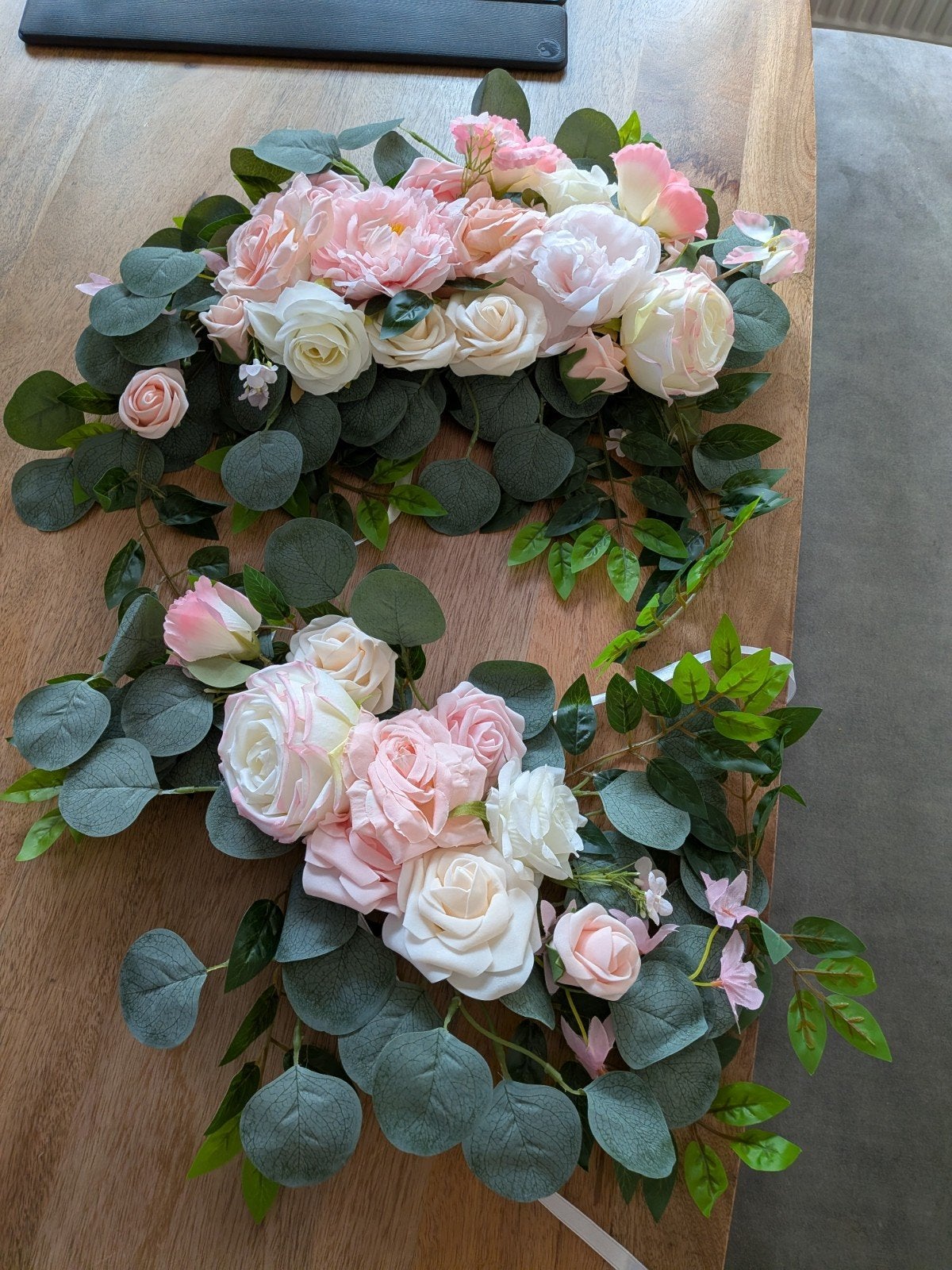 Boeket zijde en foam bloemen voor bruiloft backdrop, Ophalen of Verzenden, Nieuw, Meerkleurig, Textiel