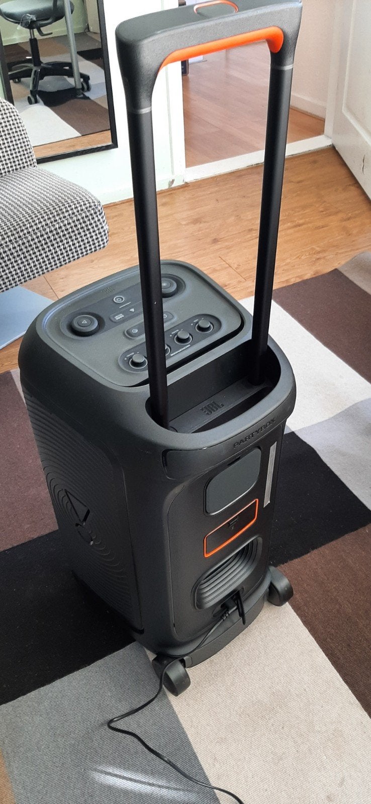 TE HUUR: JBL partybox stage 320, Gebruikt, JBL, Party speaker, Basreflex