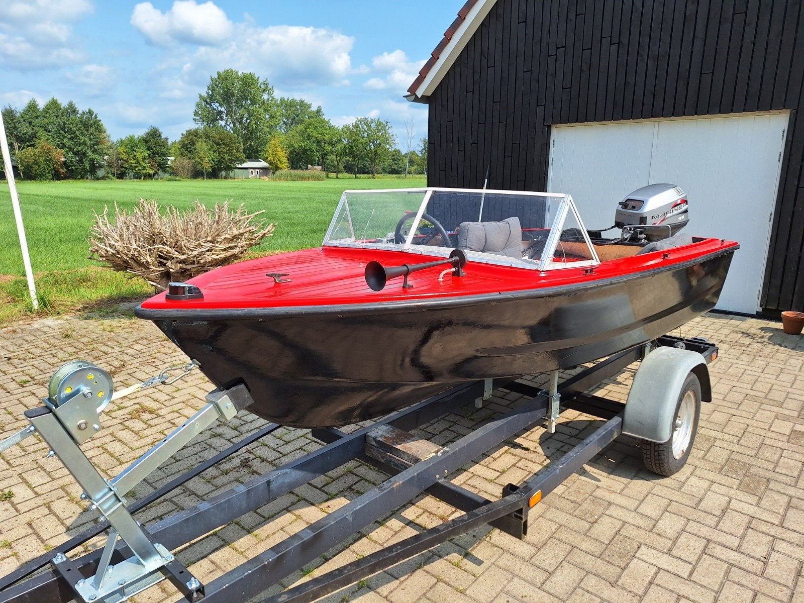 Compleet motorbootje vaarbewijsvrij incl. trailer, Gebruikt, Buitenboordmotor, 10 pk, Trailer