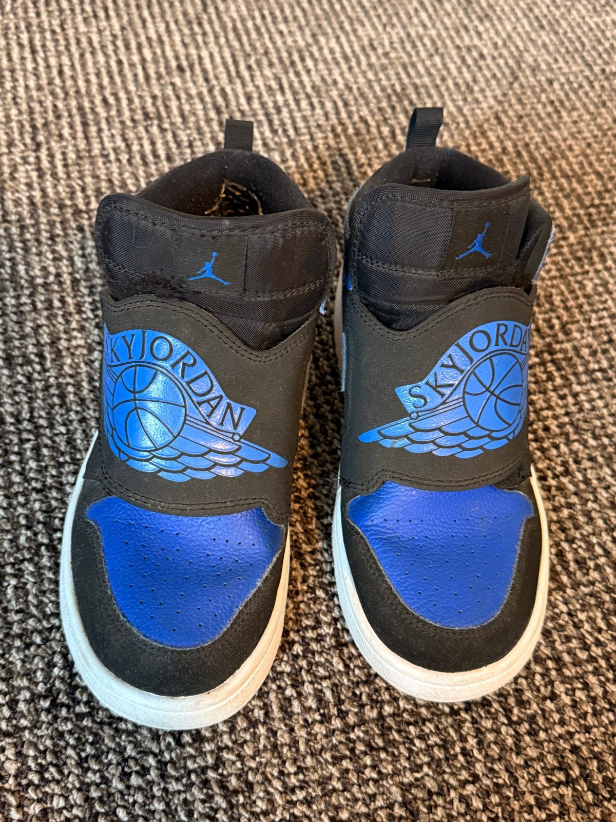 Jordan Sky Jordan 1 sneakers maat 33, Gebruikt, Schoenen, Ophalen of Verzenden, Jongen